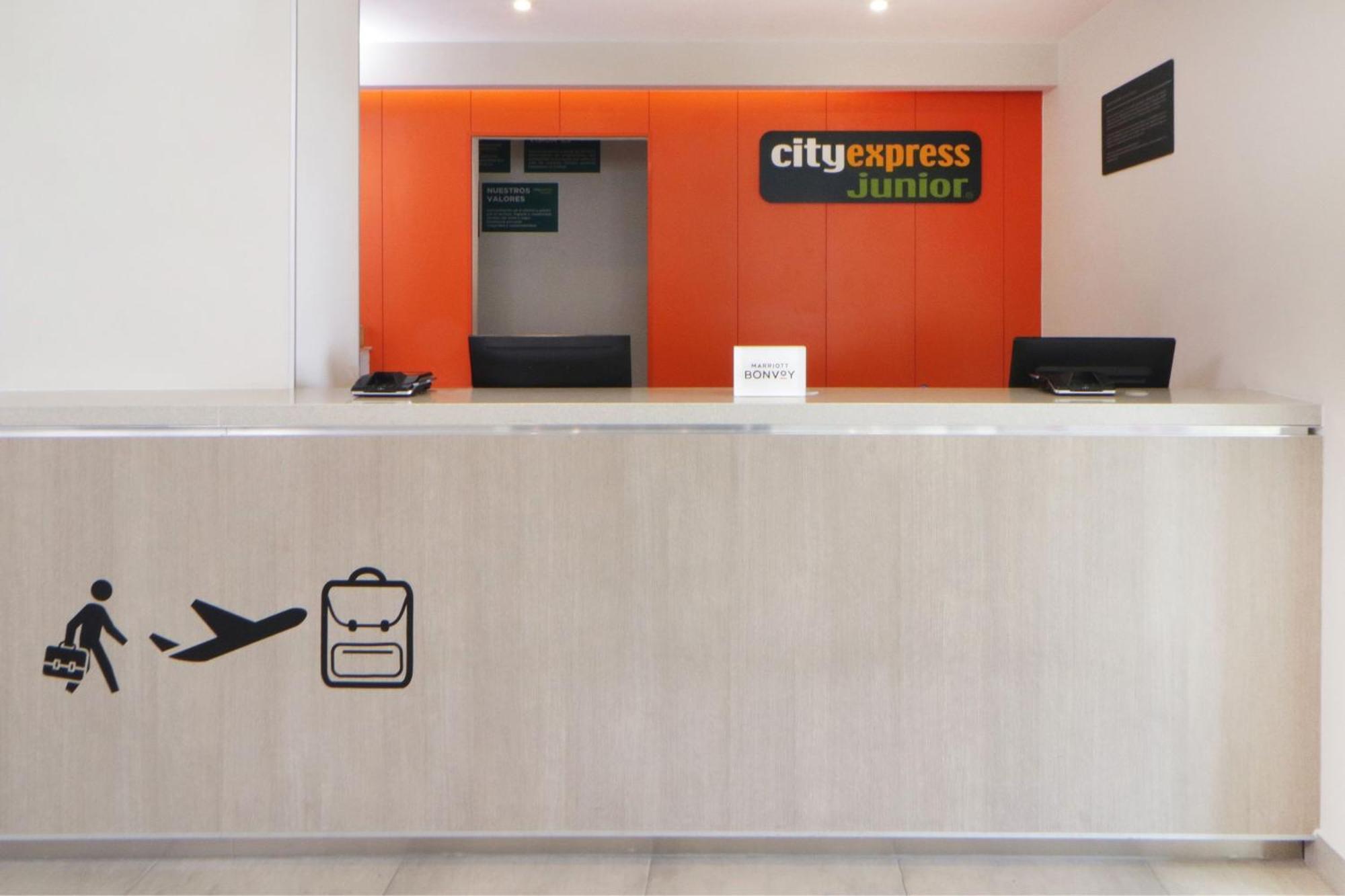 City Express Junior By Marriott Tijuana Otay Exterior photo